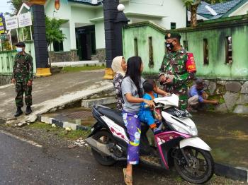 Operasi Masker dan Prokes oleh Koramil 09/Kepil dan Polsek Kepil